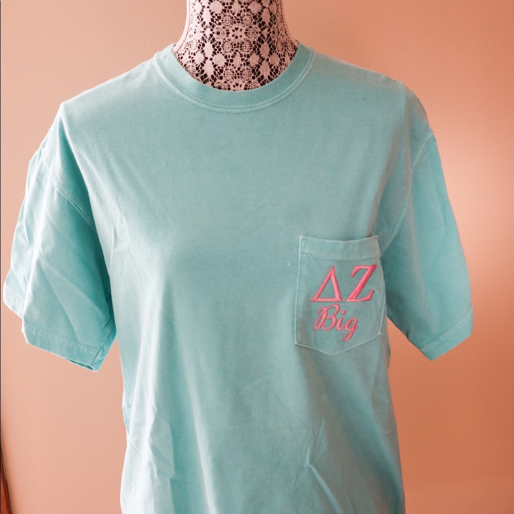 Delta Zeta “Big” Pocket Tee